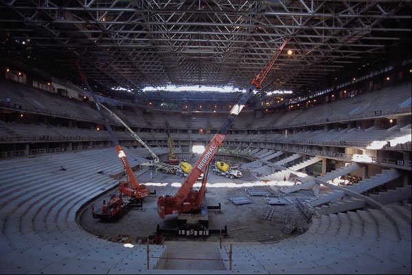560007 Installing Catwalk In Truss System A4 Photo Print