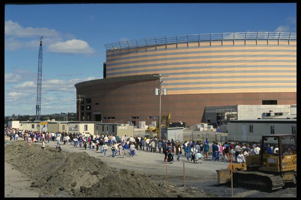 560037 Fans Line Up For First Glimpse Of Corel Centre A4 Photo Print