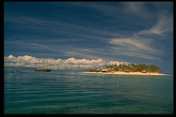 567031 Beachcomber Island, Fiji A4 Photo Print