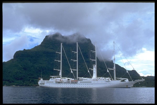 567067 Cook's Bay And Wind Song , Moorea, French Polynesia A4 Photo Print