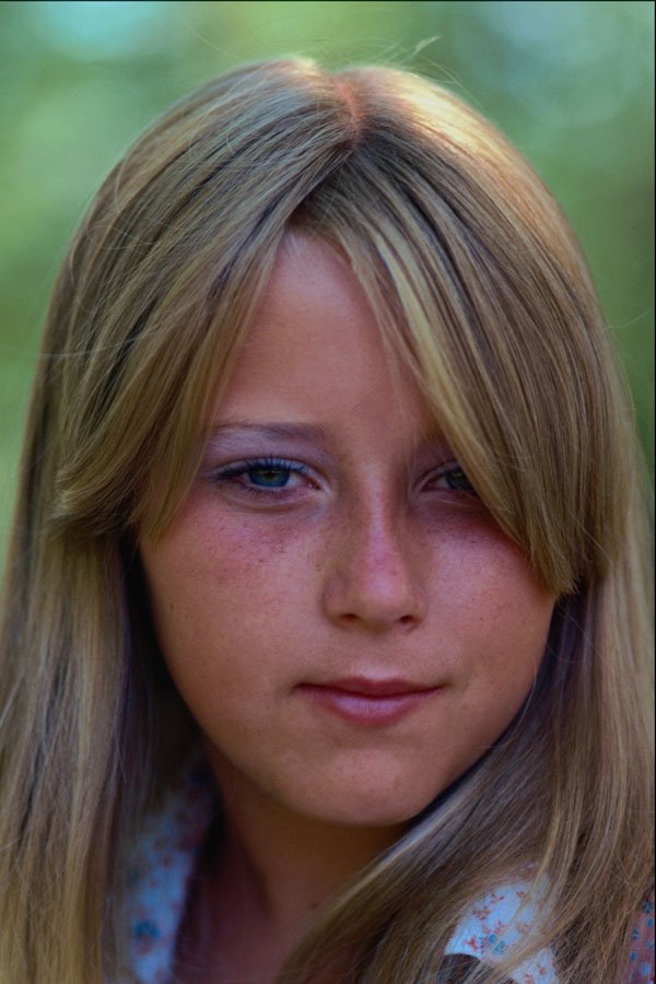 570079 Portrait Of Sue A4 Photo Print
