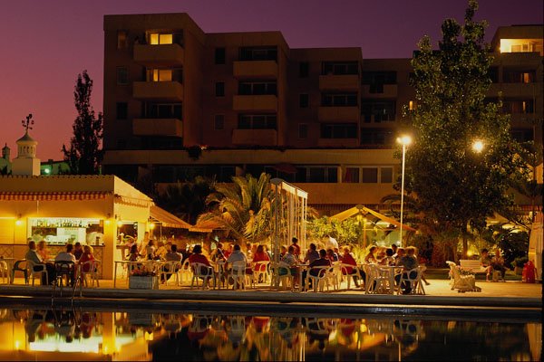 571097 Hotel Restaurant And Swimming Pool, Algarve, Portugal A4 Photo Print