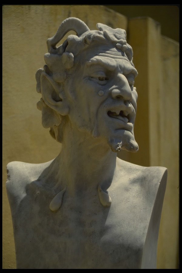 572000 Mefisto The Devil Statue, Cuba A4 Photo Print