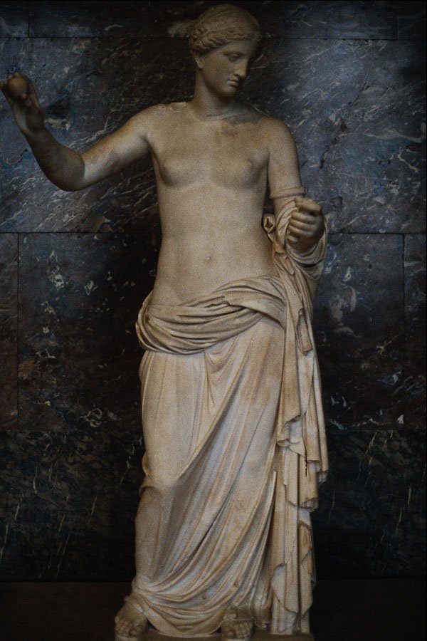 572080 Aphrodite Venus D'Arles , Louvre, Paris, France A4 Photo Print
