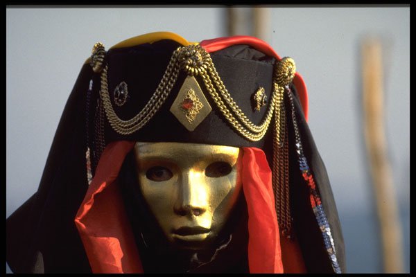 575016 Gold Man, Venice, Italy A4 Photo Print