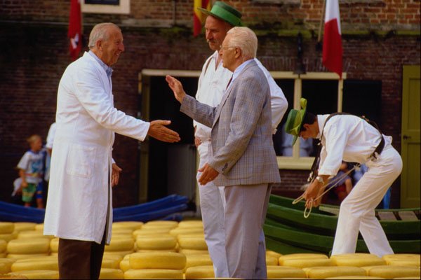 575041 Alkmaar Cheese Auction, Amsterdam, Holland A4 Photo Print