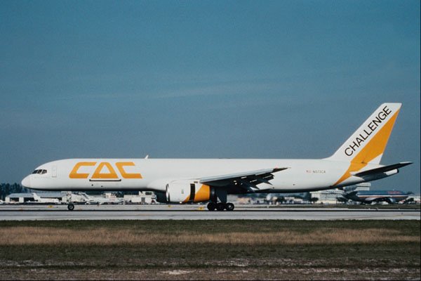 576013 CAC B757 23APF, Miami, U.S.A. A4 Photo Print