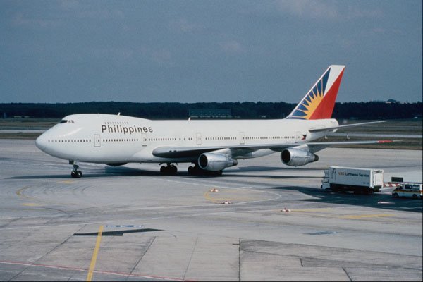 576017 Philippines B747 2F6B, Frankfurt, West Germany A4 Photo Print