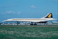 576038 Singapore Airlines Concorde, London Heathrow, U.K. A4 Photo Print