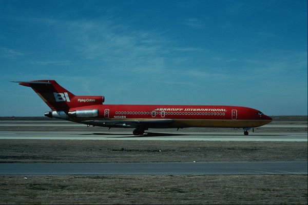 576082 Braniff B727 227, Dallas Fort Worth, U.S.A. A4 Photo Print