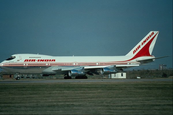 576085 Air India B747 237B, London Heathrow, U.K. A4 Photo Print