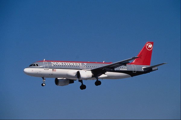 576094 Northwest A320 211, Miami, U.S.A. A4 Photo Print