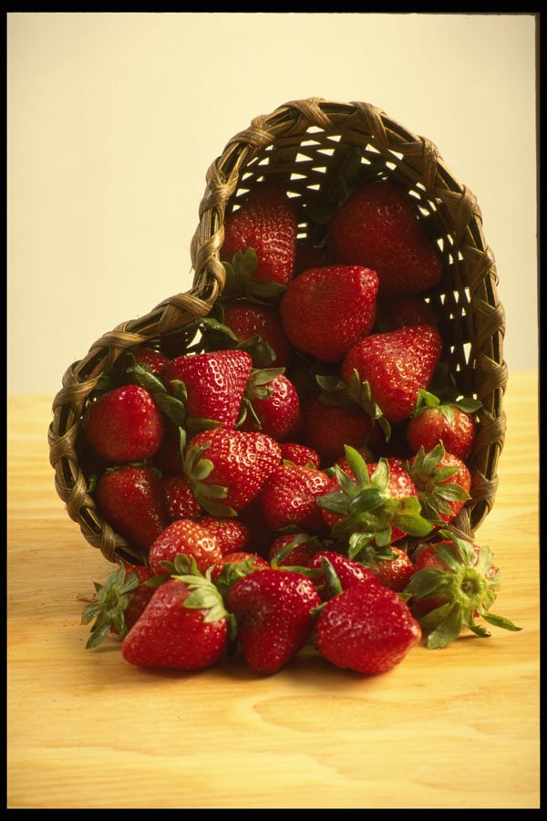 577052 Heart shaped Basket Of Strawberries A4 Photo Print