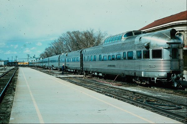 578020 D&RGW California Zephyr With Observation Silver Sky  A4 Photo Print