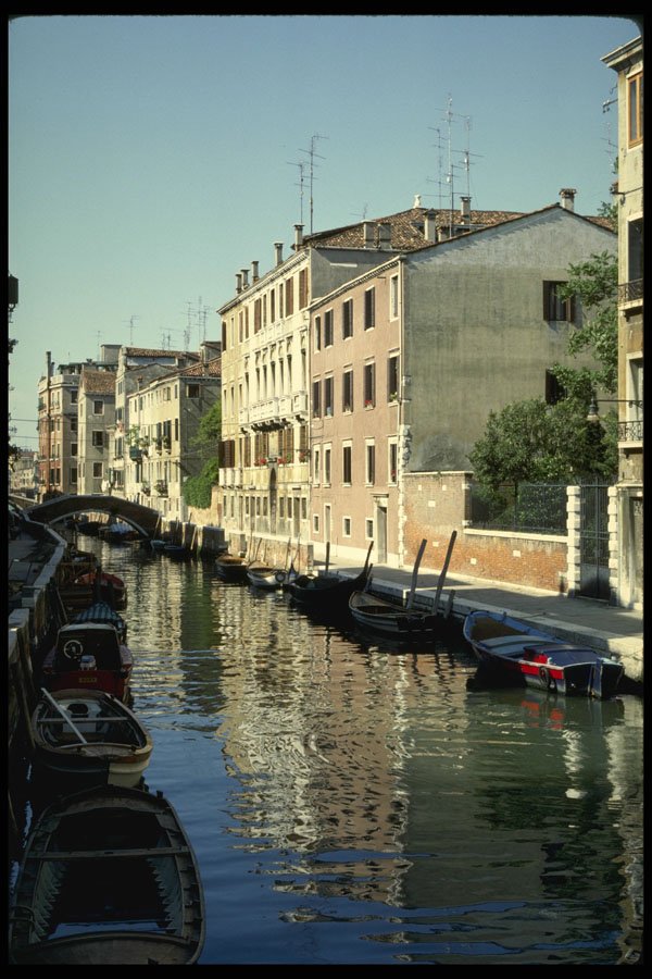 579000 Canal Scene, Venice, Italy A4 Photo Print