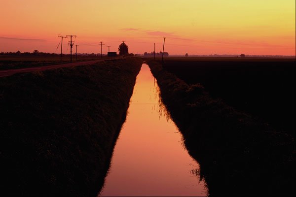 579075 Fenland Drain At Sunset, Cambs, England A4 Photo Print