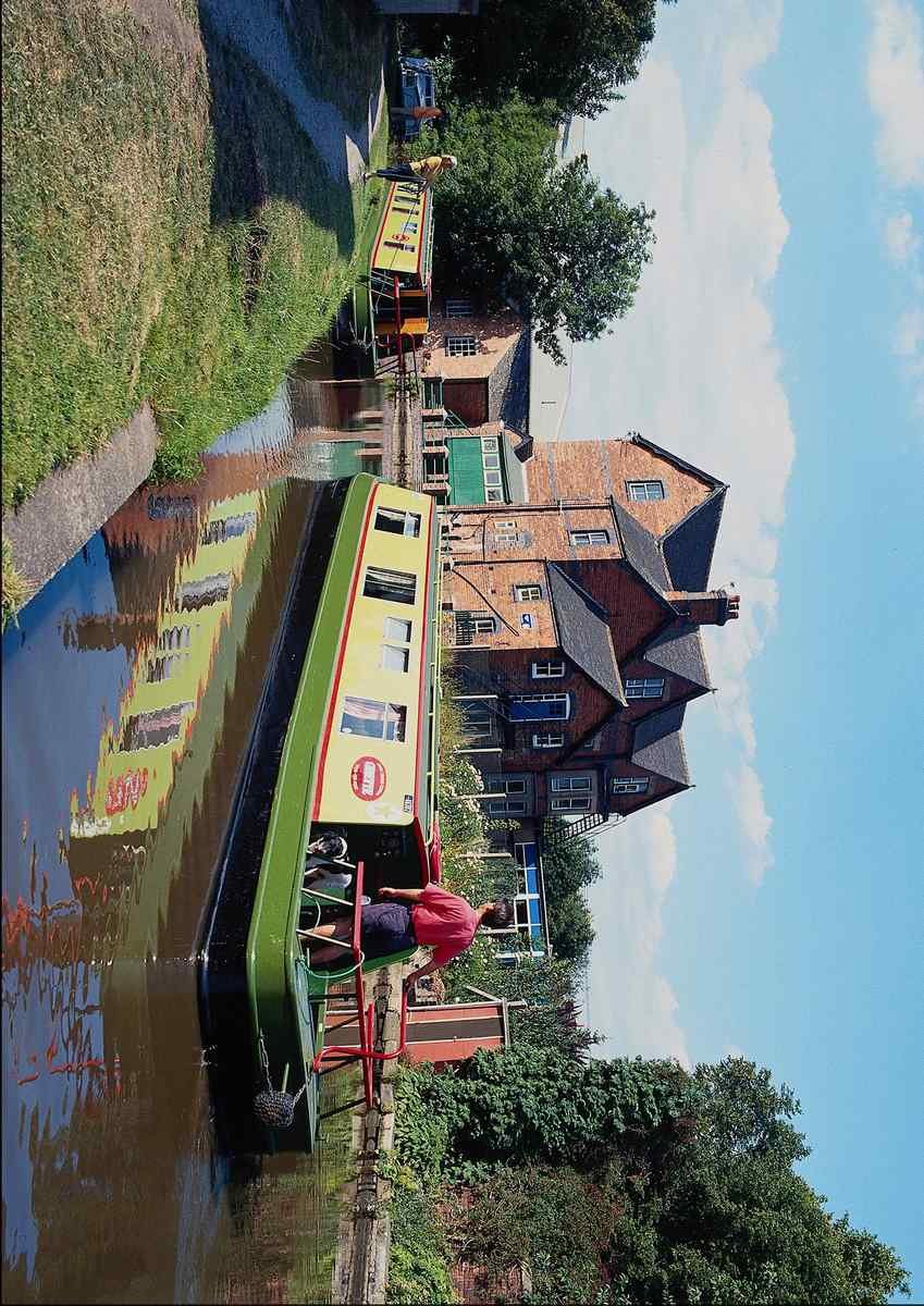 579076 Trent And Mersey Canal England A4 Photo Print