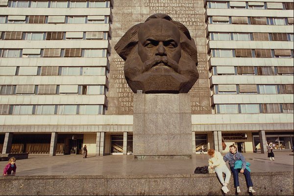 580061 Statue Of Karl Marx, Chemnitz, Saxony A4 Photo Print