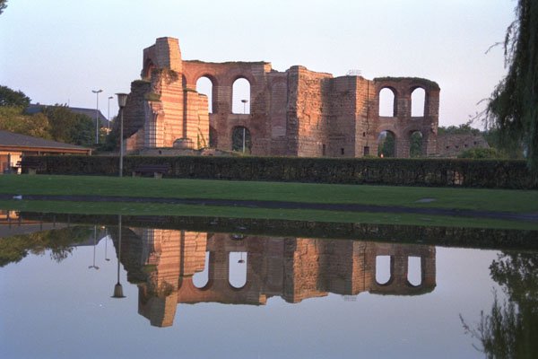 580073 Roman Imperial Thermae In Trier A4 Photo Print