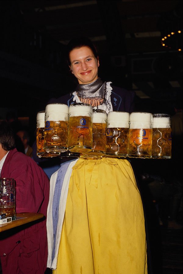 580085 Waitress At Munich Oktoberfest A4 Photo Print