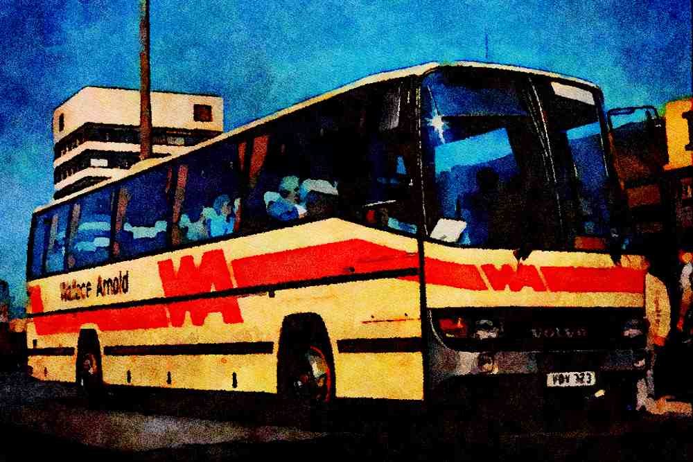 581071 Wallace Arnold's Volvo On An Extended Tour From Cardiff A4 Limited Edition Watercolour Print