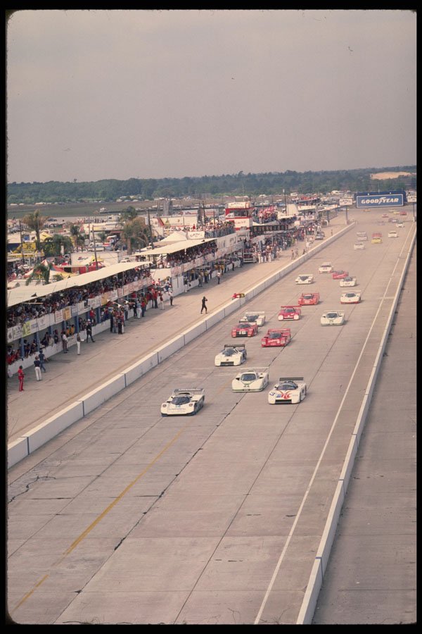 582039 First Lap, Sebring 12 hour A4 Photo Print