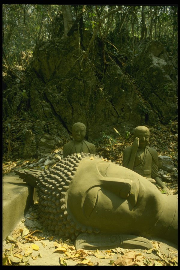 584018 Reclining Buddha, Northern Thailand A4 Photo Print