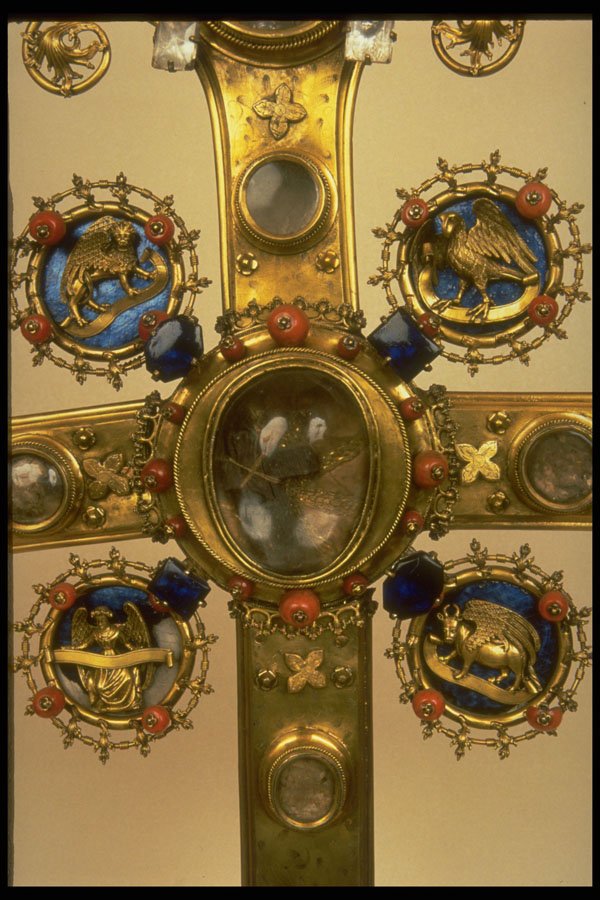 584060 Crucifix, Gilded Silver, 16th Century, Torun, Poland A4 Photo Print