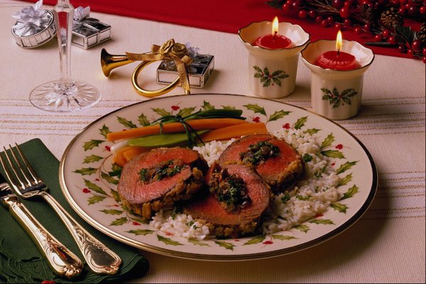 587044 Holiday Beef Plate A4 Photo Print