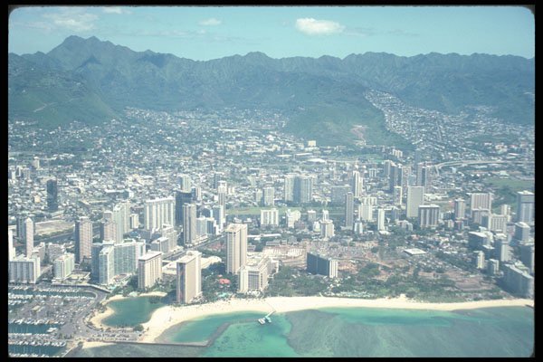 589003 Honolulu And Waikiki, Oahu A4 Photo Print