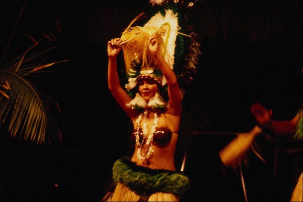 589052 Luau Dancer A4 Photo Print