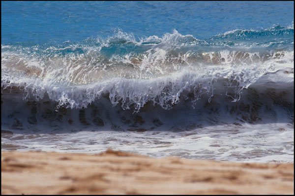 589094 Shore Break On Maui A4 Photo Print