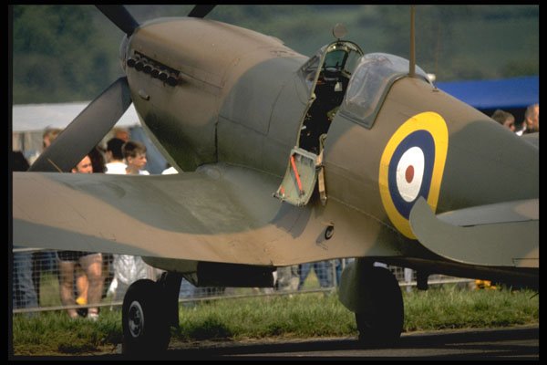 590017 British Spitfire Fighter A4 Photo Print