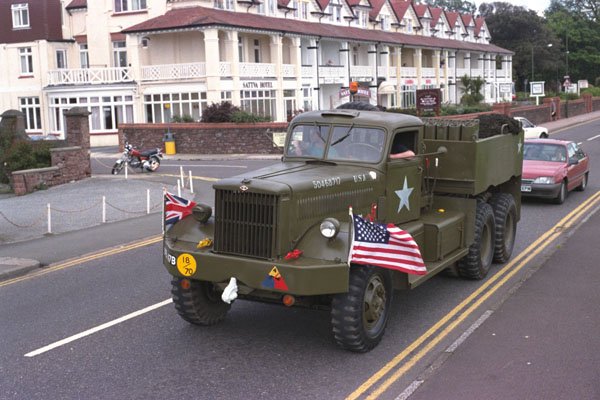 590051 U.S. Diamond T Lorry A4 Photo Print