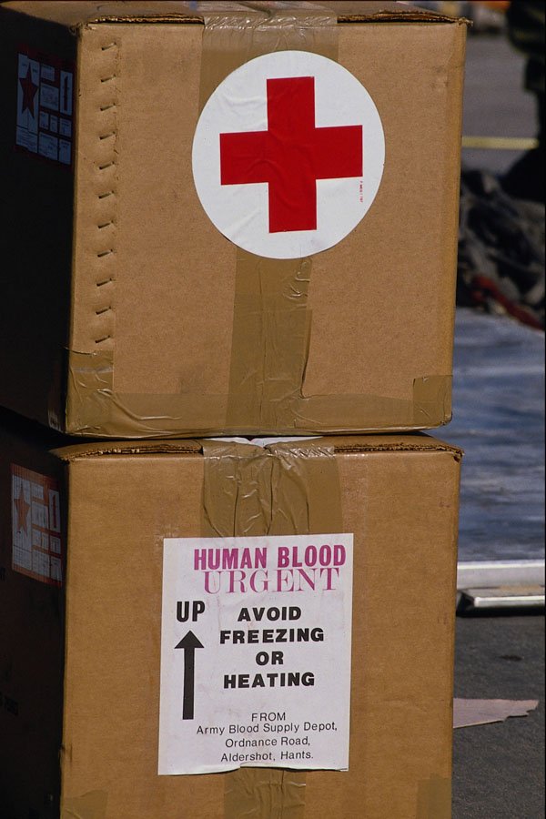 590077 Red Cross Blood Supplies, Gulf War A4 Photo Print