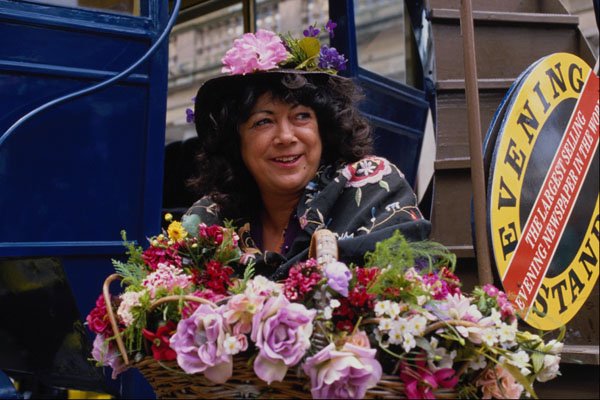 592034 Flower Girl, Covent Garden, London A4 Photo Print