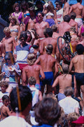 592050 The Peak Of Summer Crowds A4 Photo Print