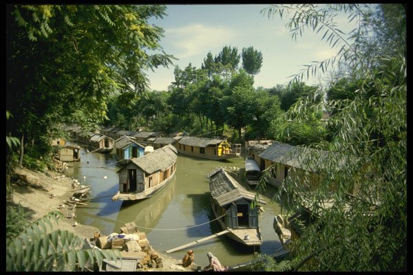 595019 Houseboats, Srinagar, Kashmir A4 Photo Print