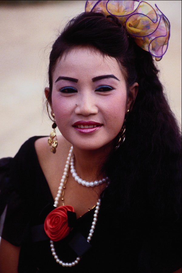 596072 Cambodian Girl A4 Photo Print
