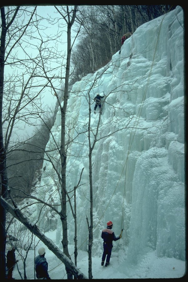 599013 Ice climbing A4 Photo Print