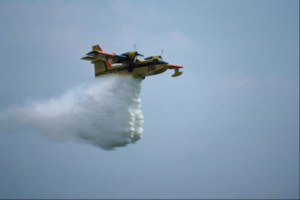 601084 CL 215, Water Bomber, Trenton, 1987 A4 Photo Print