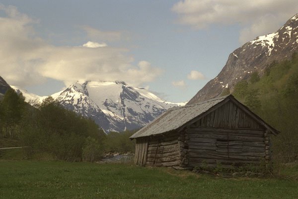 605016 Hjelledalen Valley, Norway A4 Photo Print