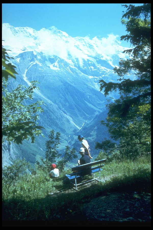 605018 Murren, Switzerland A4 Photo Print
