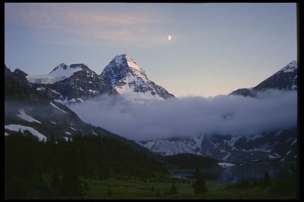 605052 Mt. Assiniboine, Assiniboine Provincial Park, B.C., Canada A4 Photo Print