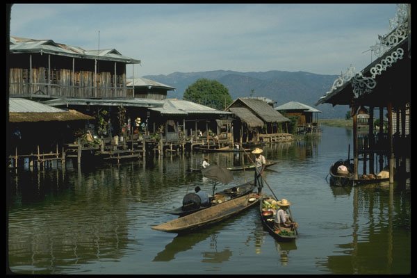 606031 Boat Merchants, Inle Lake, Burma A4 Photo Print