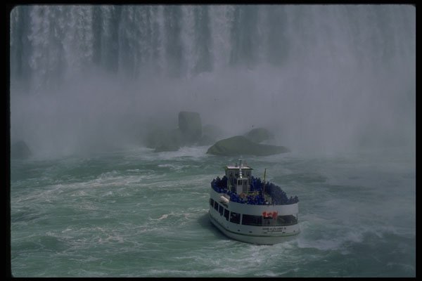 606084 Maid In The Mist, Niagara Falls, Ontario, Canada A4 Photo Print