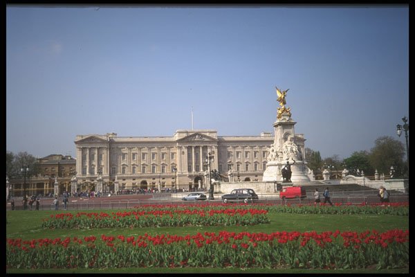 607006 Buckingham Palace, London, England A4 Photo Print