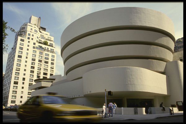 608028 The Guggenheim Museum, New York City A4 Photo Print