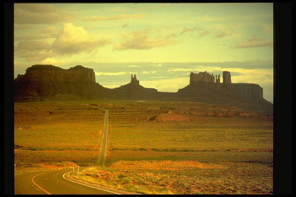 611018 Monument Valley, Northern Arizona A4 Photo Print