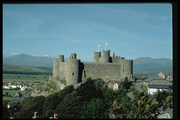 612004 Harlech Castle, Wales A4 Photo Print
